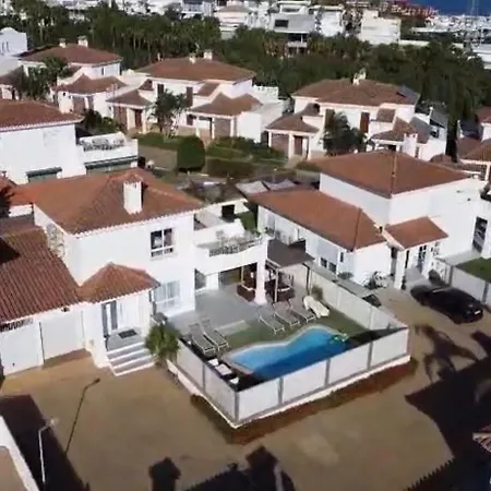 Cosy With Private Pool Fuengirola