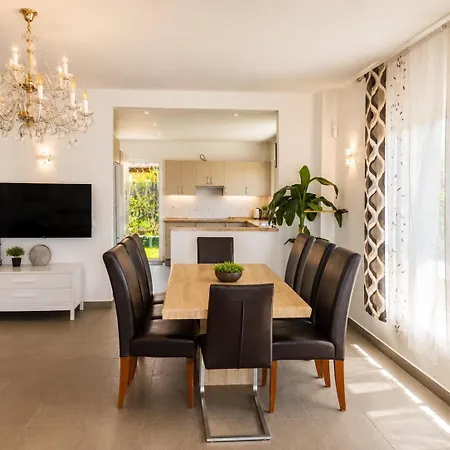 Cosy With Private Pool Fuengirola