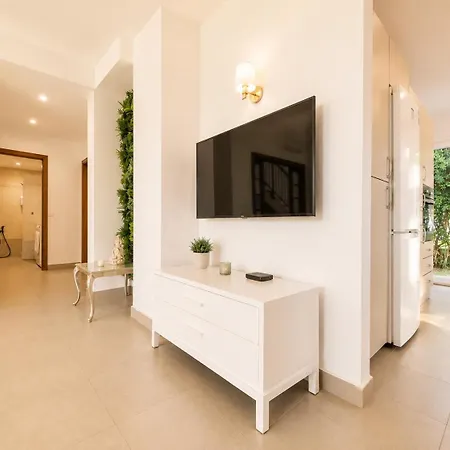 Cosy With Private Pool *