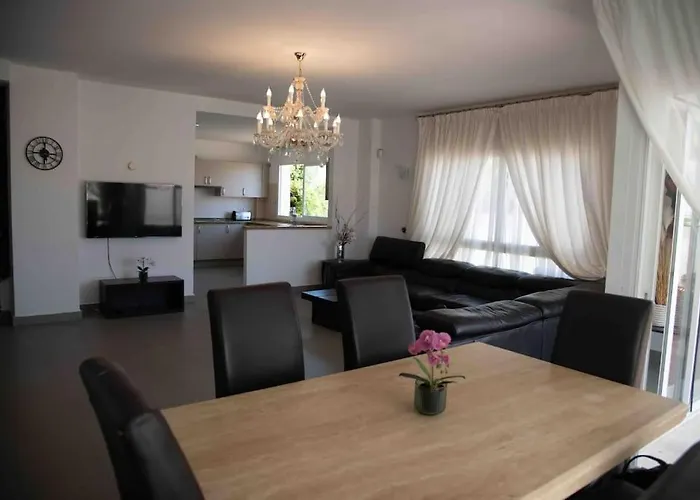 Cosy With Private Pool * Fuengirola