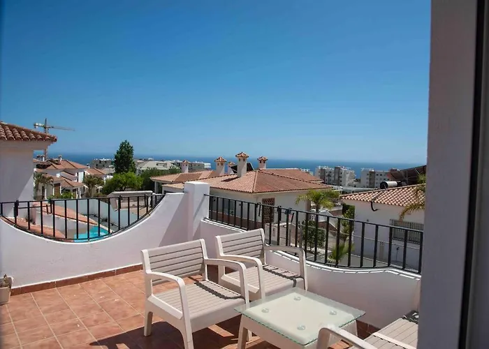 Cosy With Private Pool